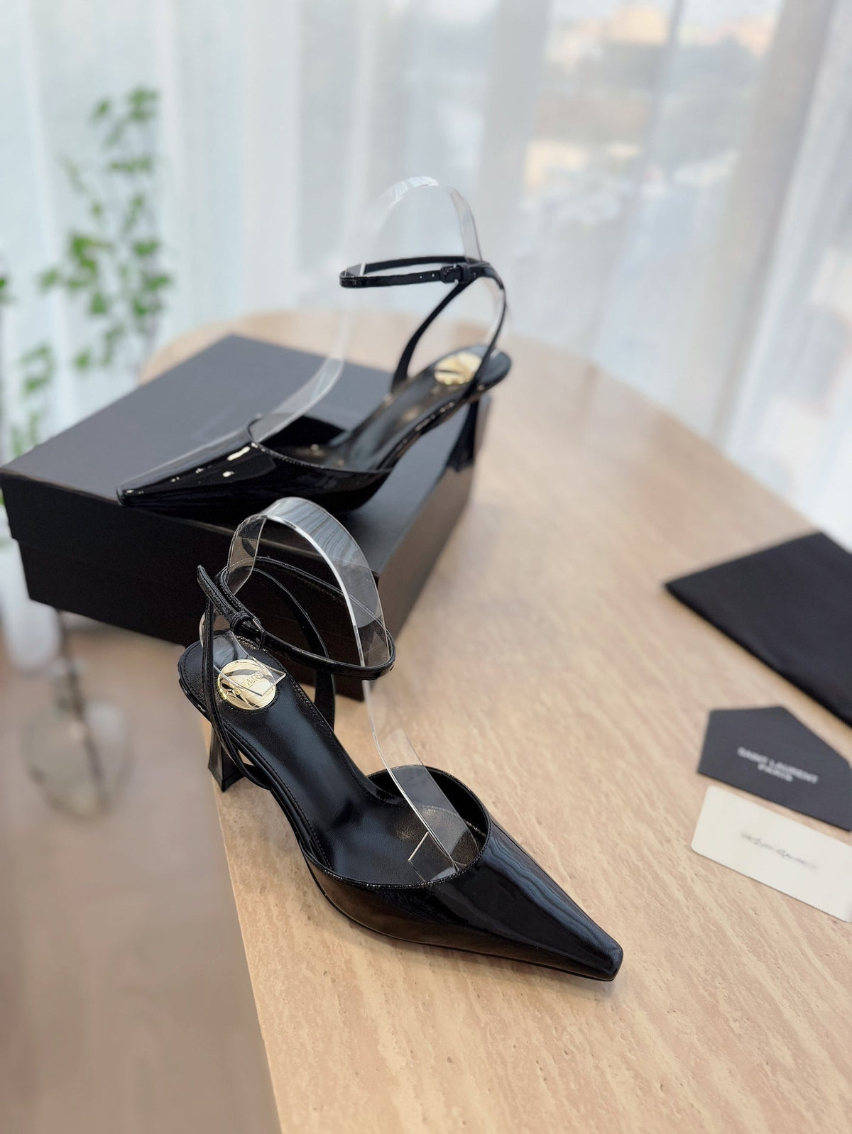 HIGH SLINGBACK 75 MM IN BLACK PATENT CALFSKIN