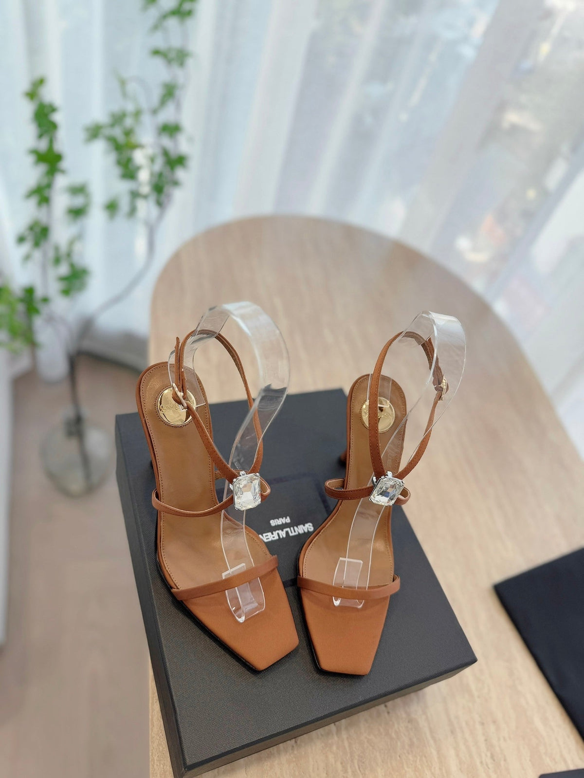 HIGH HEEL SANDAL 10 CM IN BRONZE BROWN SATIN CREPE AND CRYSTAL