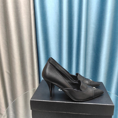 HIGH HEELS IN BLACK SHEEPSKIN