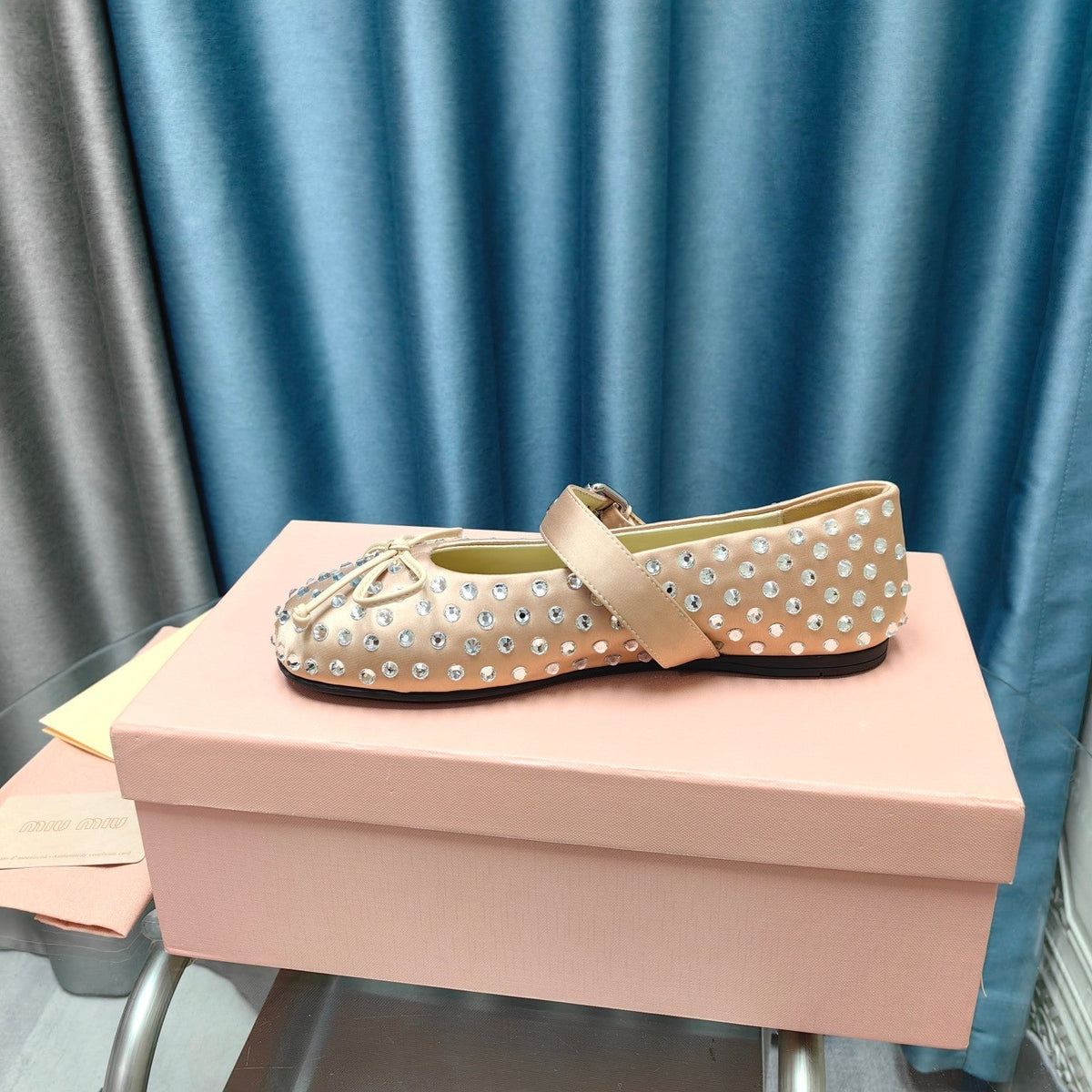 MARY JANE SHOES METALLIC GOLD COWHIDE WITH DIAMOND