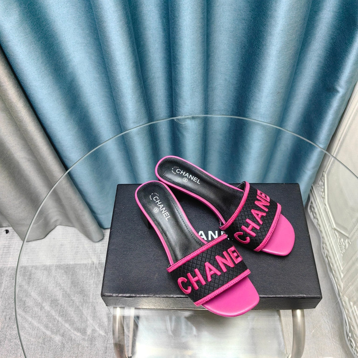 MULE SANDAL 45 BLACK PINK FABRIC EMBROIDERY