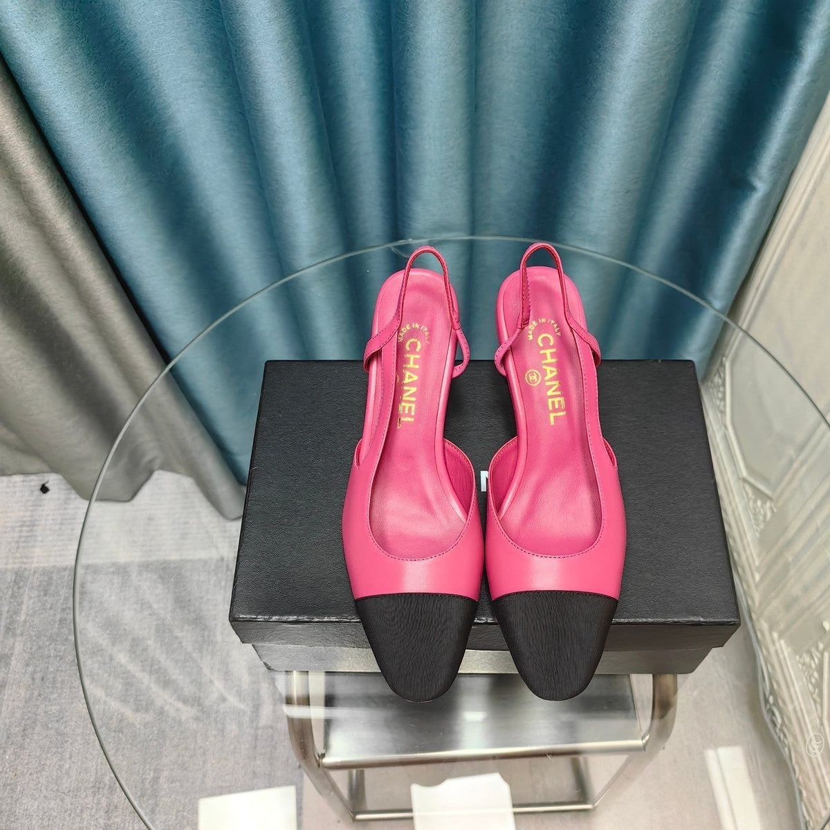 HIGH SLINGBACKS IN BARBIE PINK MIX BLACK LAMBSKIN