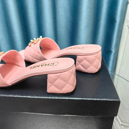 MULE SLIDE SANDAL IN LIGHT PINK LAMBSKIN