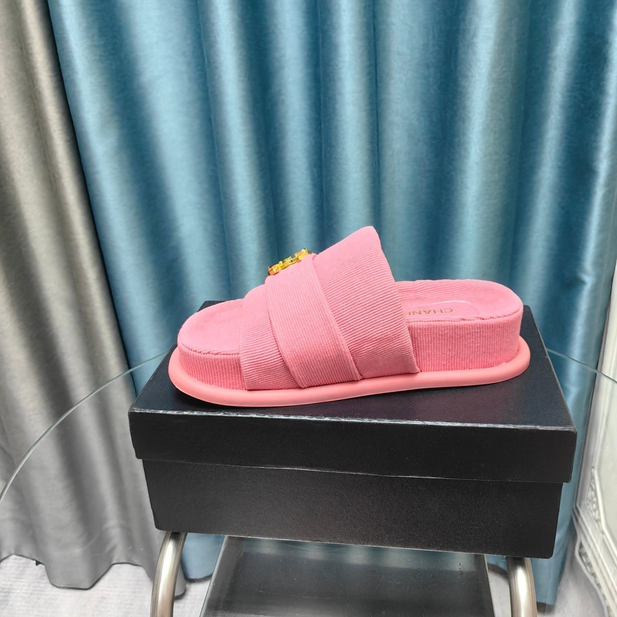 PLATFORM HEELS SANDALS IN LIGHT PINK WOOLEN FABRIC