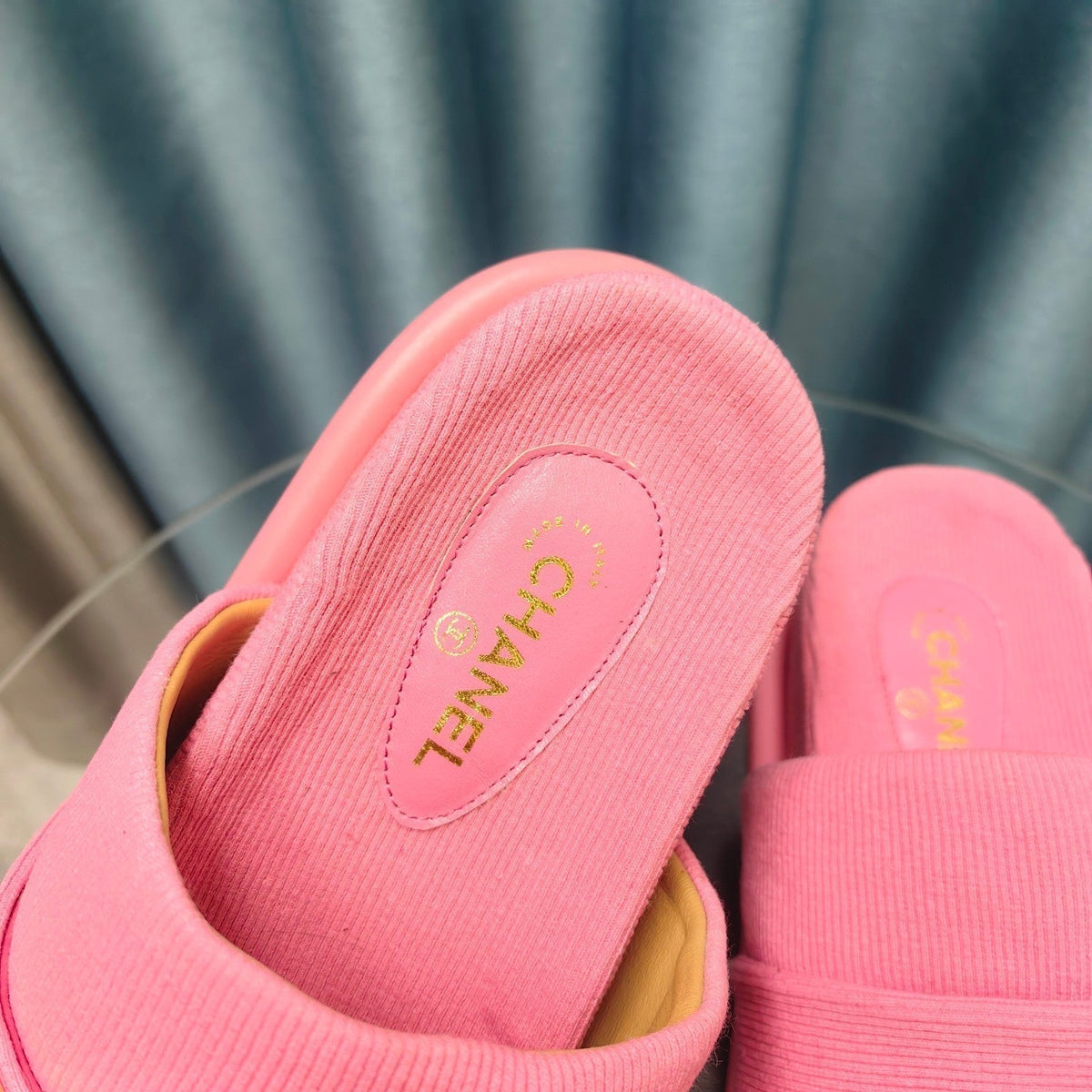 PLATFORM HEELS SANDALS IN LIGHT PINK WOOLEN FABRIC