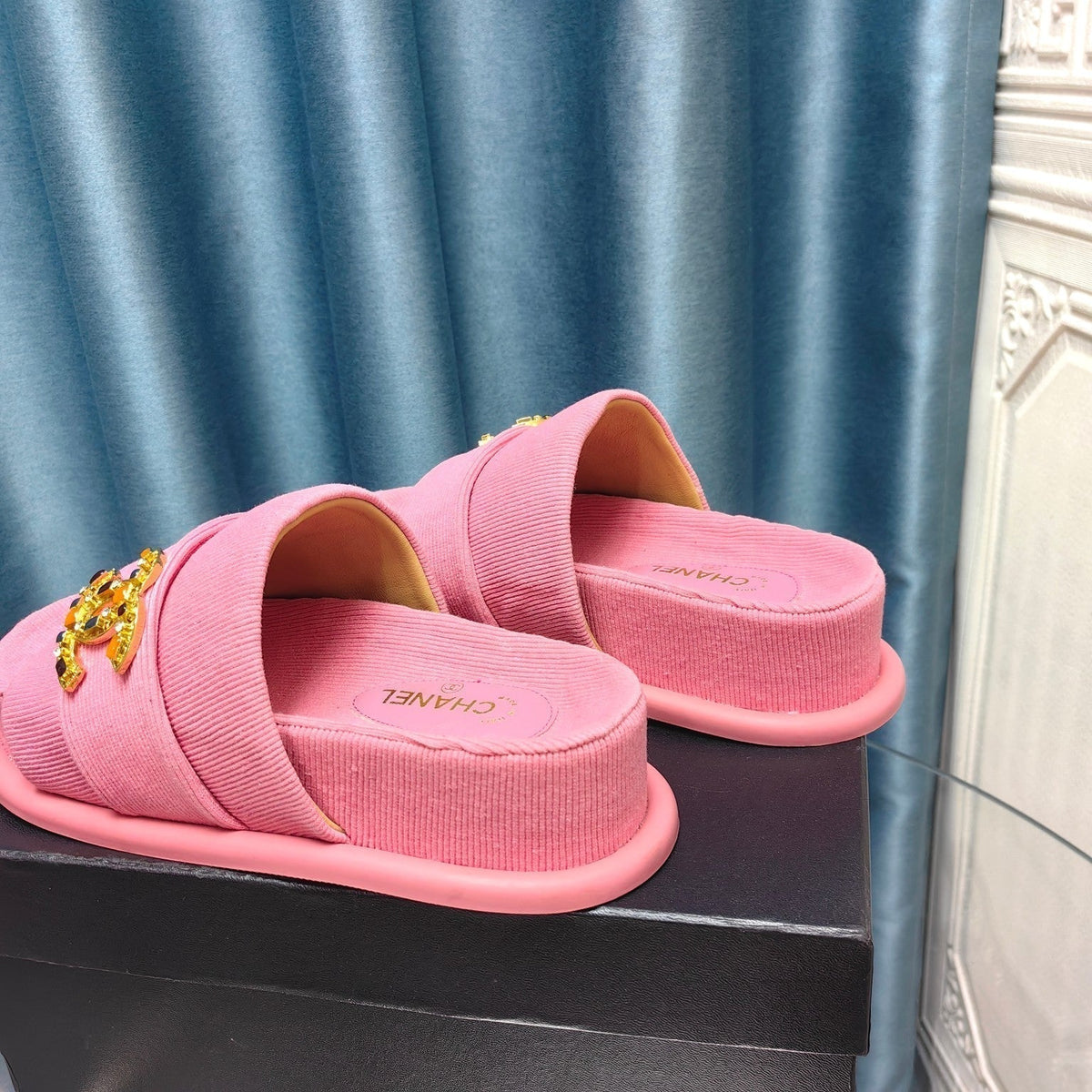 PLATFORM HEELS SANDALS IN LIGHT PINK WOOLEN FABRIC