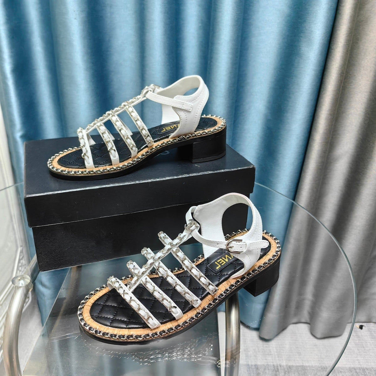 HIGH SANDALS WITH THREE STRAPS IN WHITE CALFSKIN