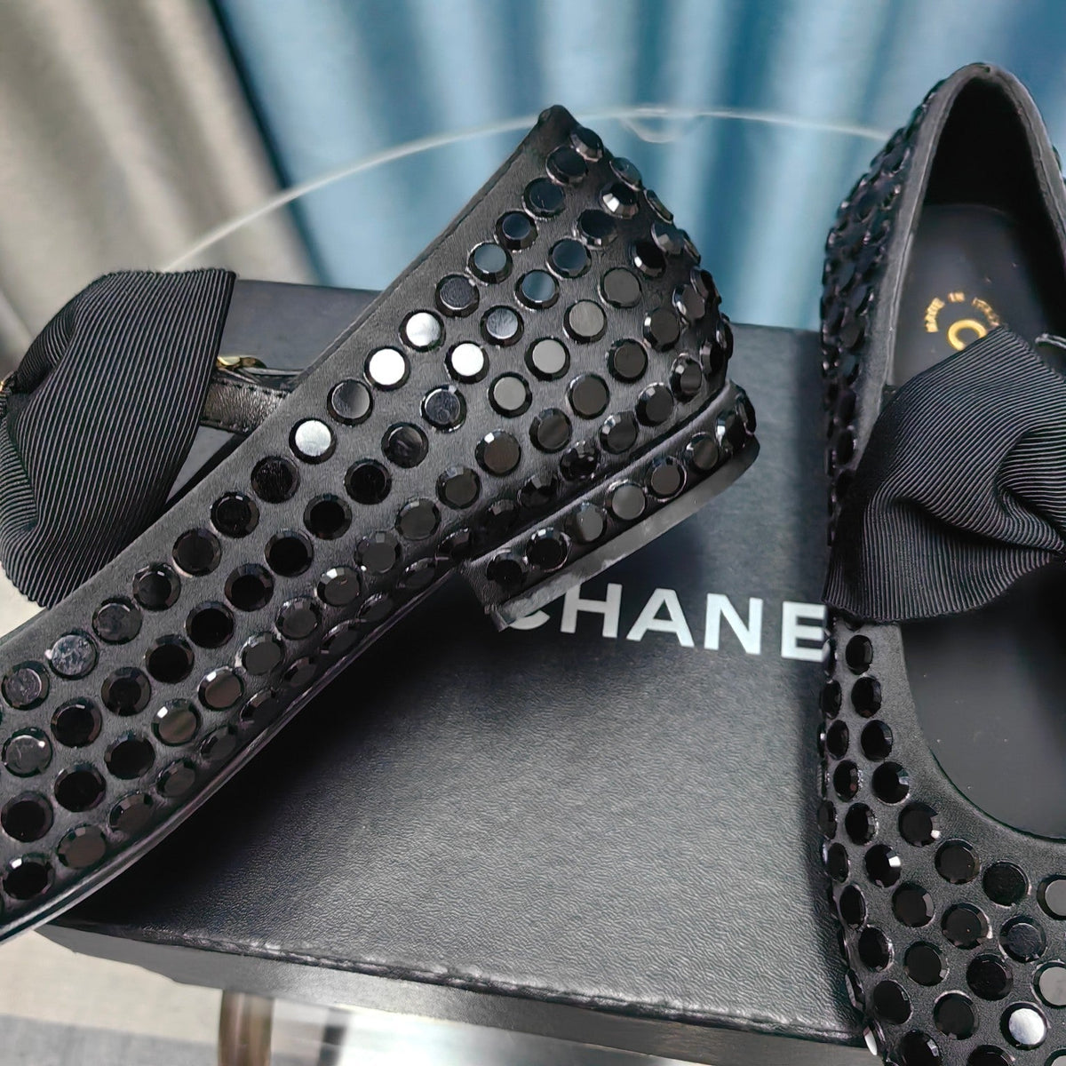 MARY JANE BOW RHINESTONE BLACK SILK