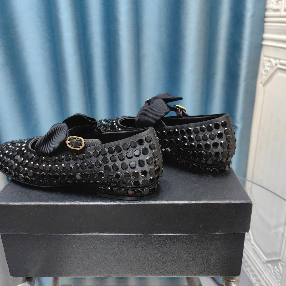 MARY JANE BOW RHINESTONE BLACK SILK