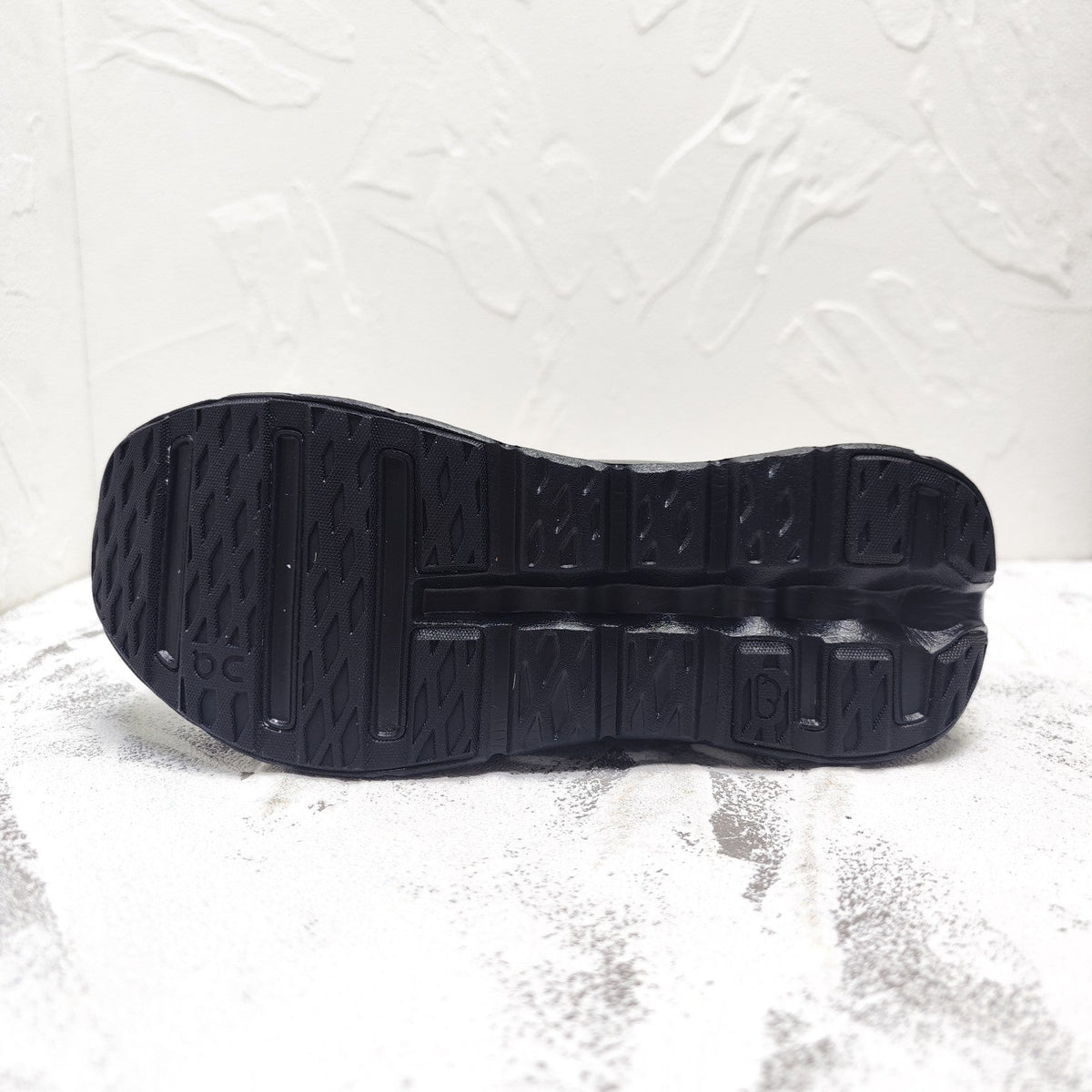 CLOUDTILT SNEAKER IN BLACK RECYCLED POLYESTER