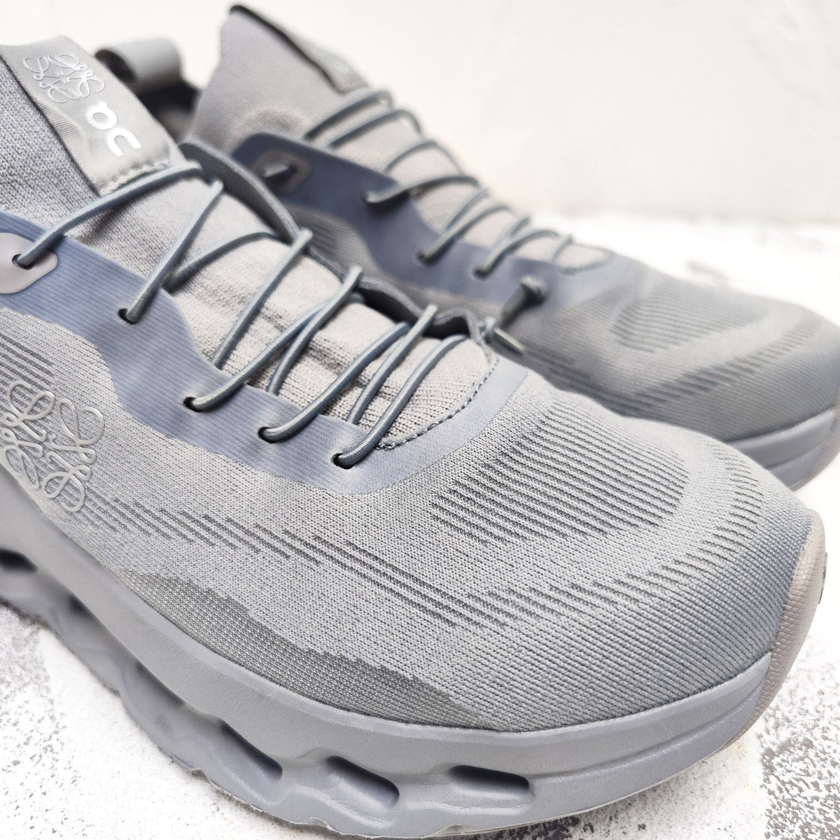 CLOUDTILT SNEAKER IN SHARK GRAY RECYCLED POLYESTER