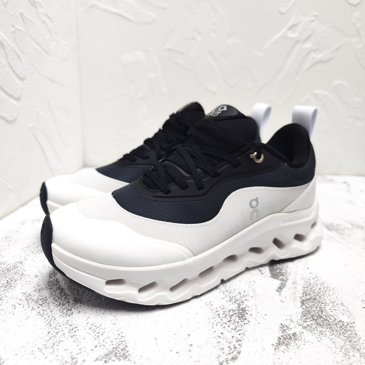 CLOUDTILT 2.0 SNEAKER PALE GRAY MIX BLACK CALFSKIN AND BREATHABLE MESH