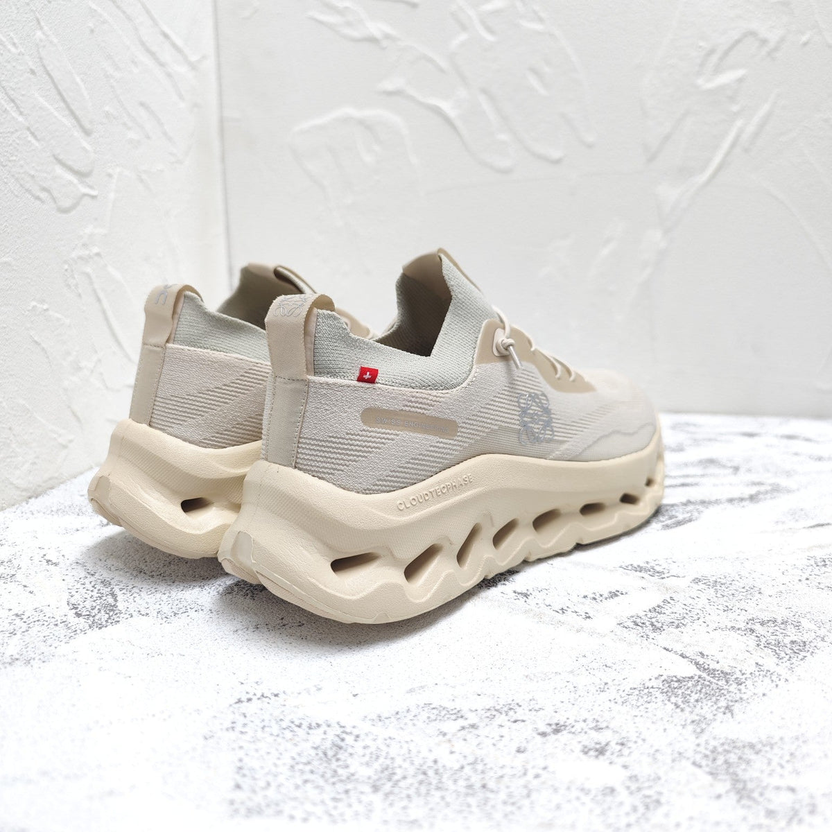 CLOUDTILT SNEAKER IN PALE GRAY RECYCLED POLYESTER