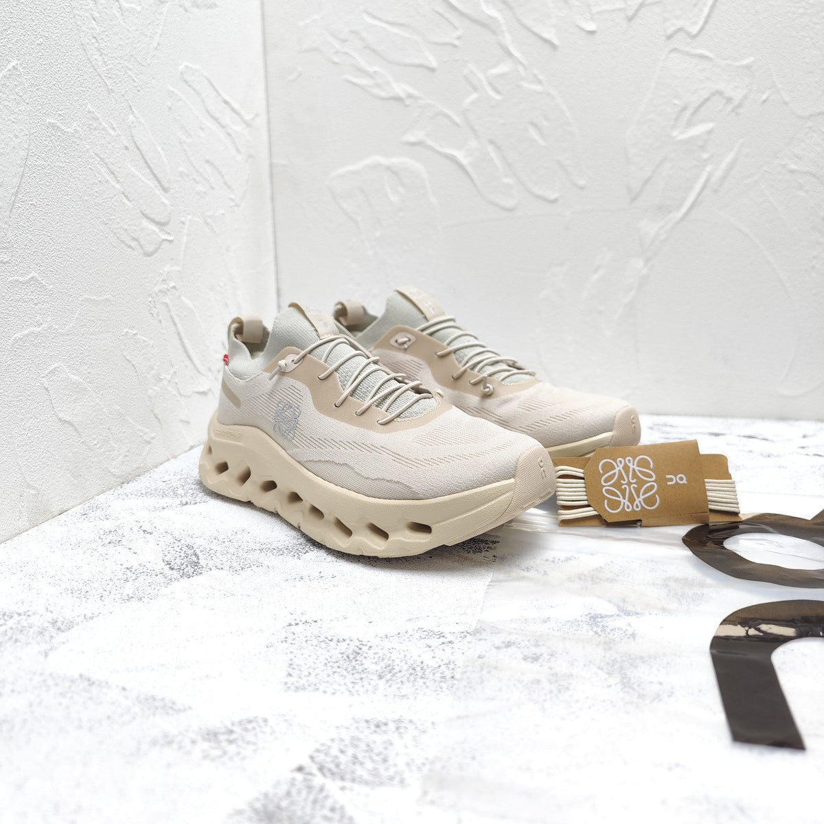CLOUDTILT SNEAKER IN PALE GRAY RECYCLED POLYESTER