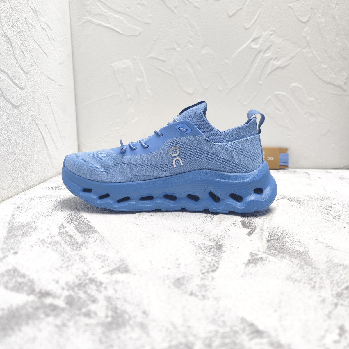 CLOUDTILT SNEAKER IN CORNFLOWER BLUE RECYCLED POLYESTER