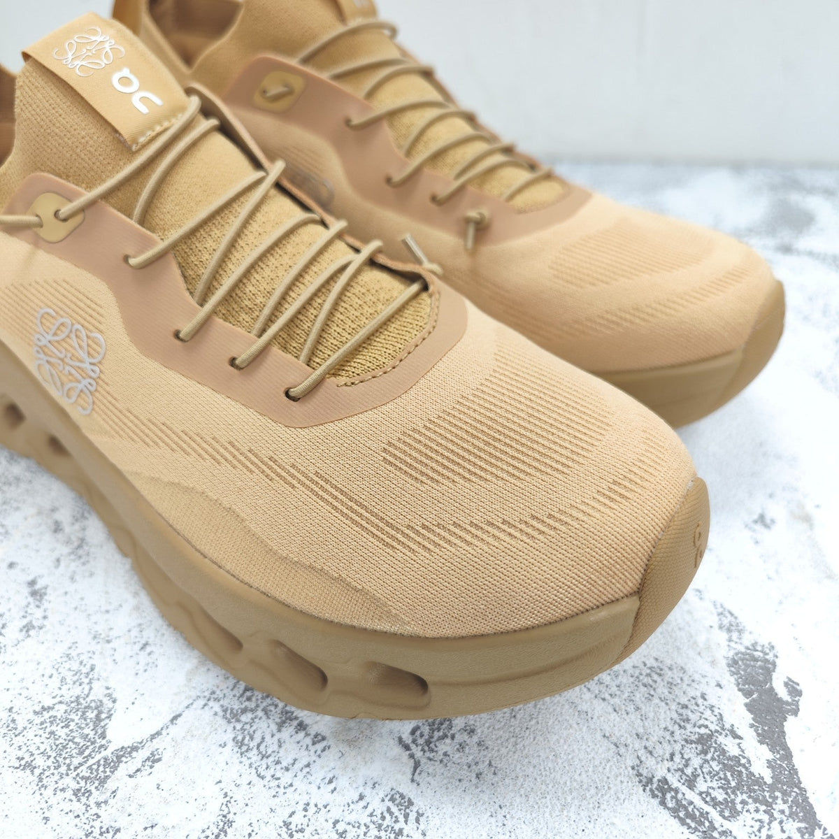 CLOUDTILT SNEAKER IN TORTILLA BROWN RECYCLED POLYESTER