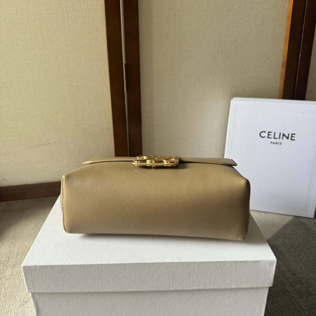 MEDIUM CELINE VICTOIRE BAG 25 IN CAMEL GOLD CALFSKIN