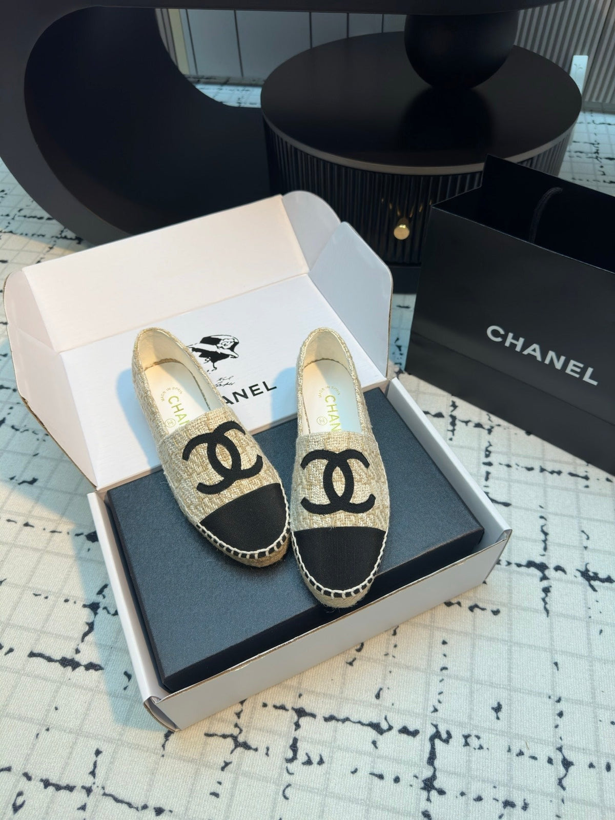ESPADRILLES LOAFERS IN BEIGE TWEED AND BLACK SATIN