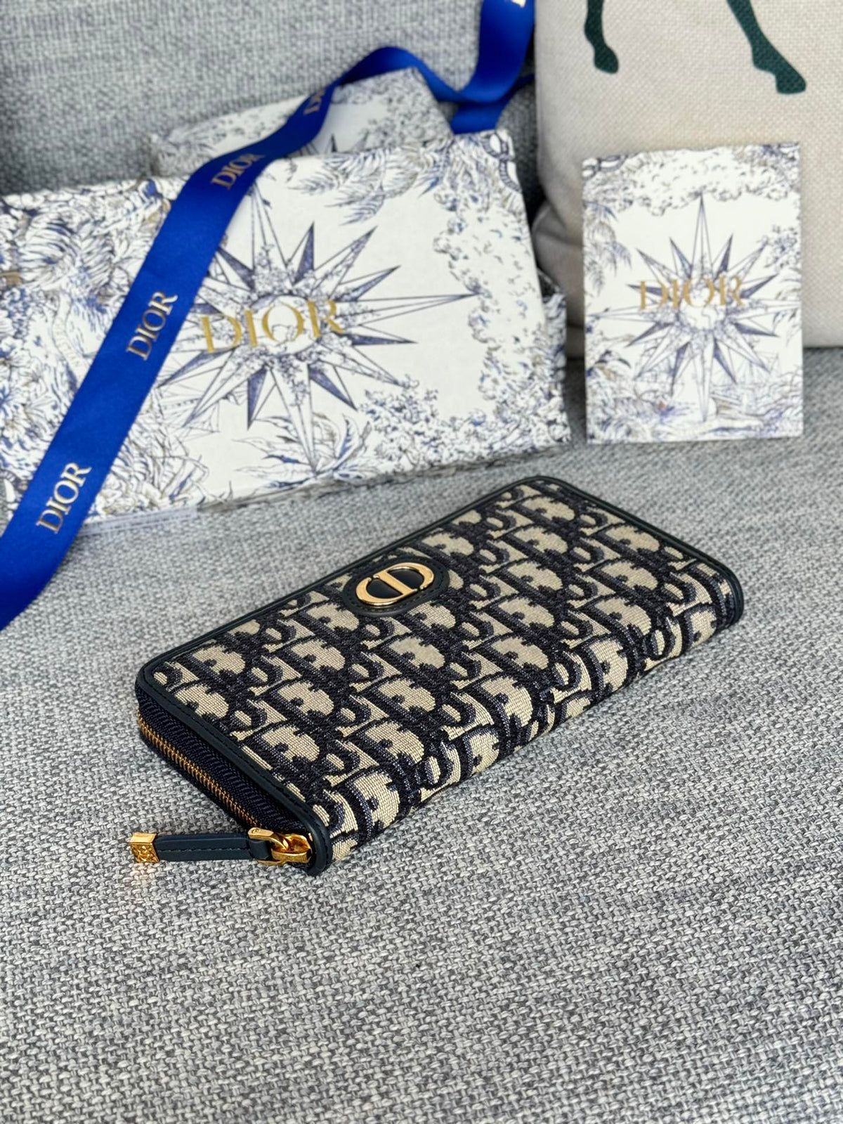 MONTAIGNE VOYAGEUR LONG WALLET 20 IN BLACK MONOGRAM OBLIQUE JACQUARD
