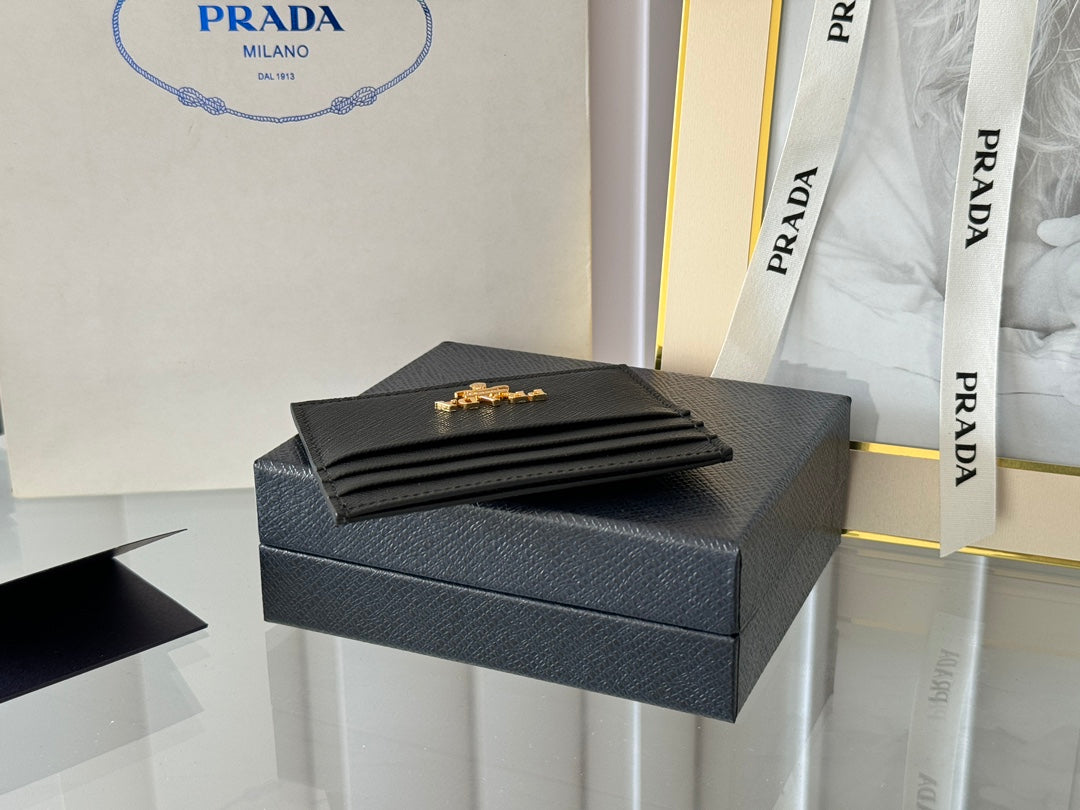 PRA 10 CARD HOLDER IN BLACK CALFSKIN