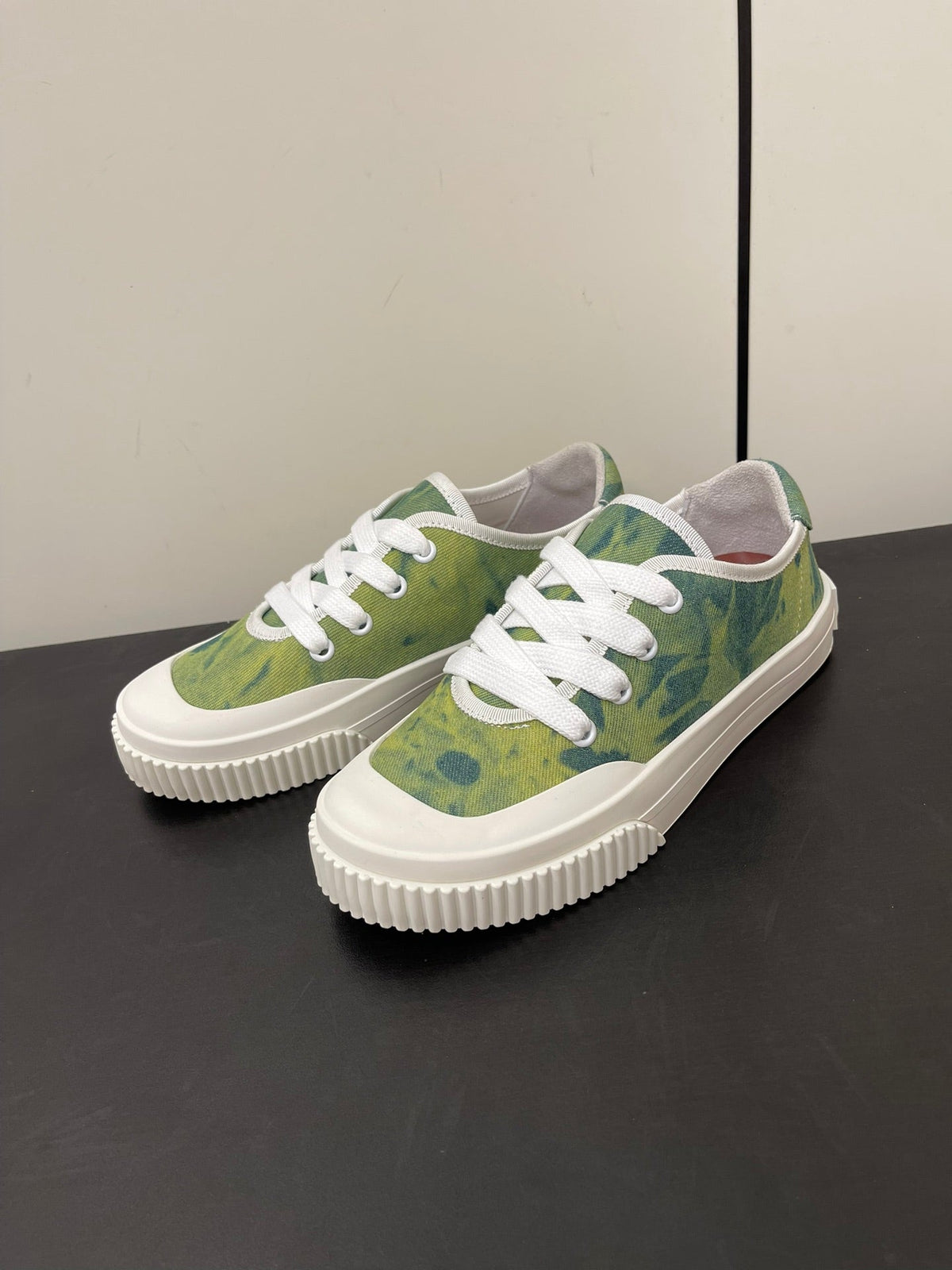 LP CLASSIC BISCUIT SNEAKER PEAR CALFSKIN