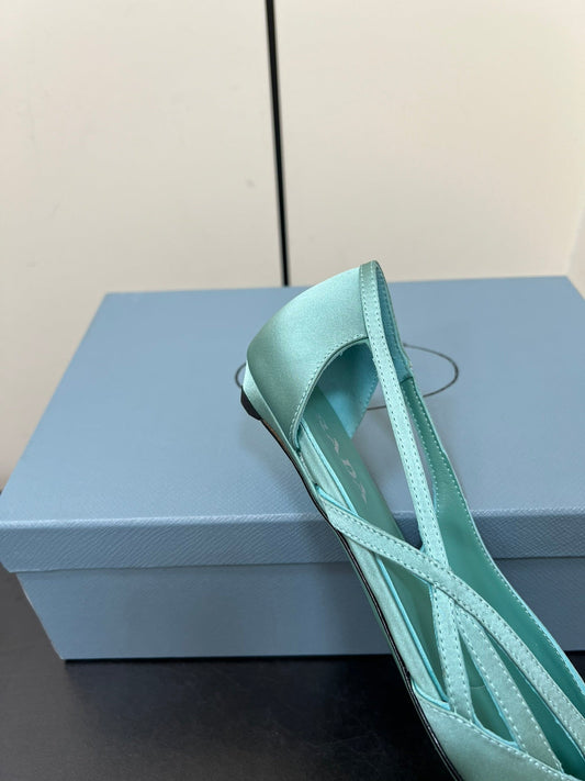 CUT-OUT BALLERINAS IN TURQUOISE BLUE SATIN