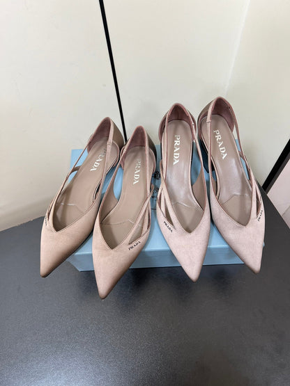 CUT-OUT BALLERINAS IN HAZELNUT BEIGE SATIN