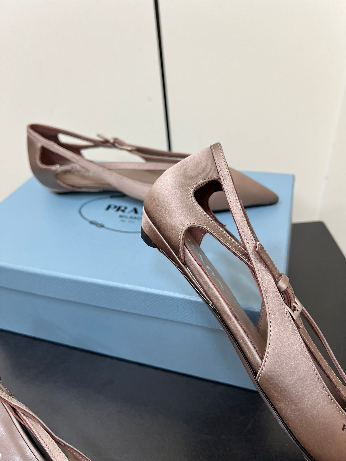 CUT-OUT BALLERINA FLAT IN HAZELNUT BEIGE SATIN ATTACHED BEAD BUCKLE
