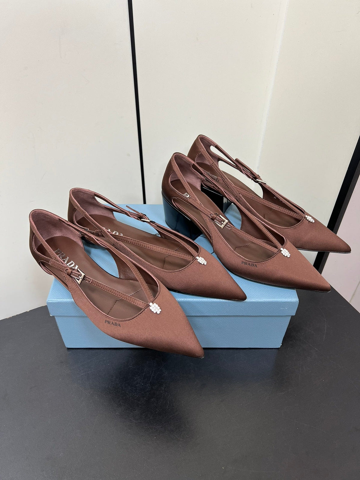 CUT-OUT PUMPS WITH BEAD BUCKLE IN CHOCOLATE BROWN SATIN