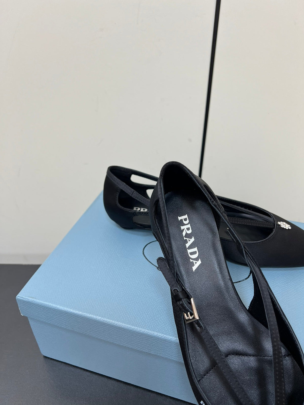 CUT-OUT BALLERINA FLAT IN BLACK SATIN ATTACHED BEAD BUCKLE