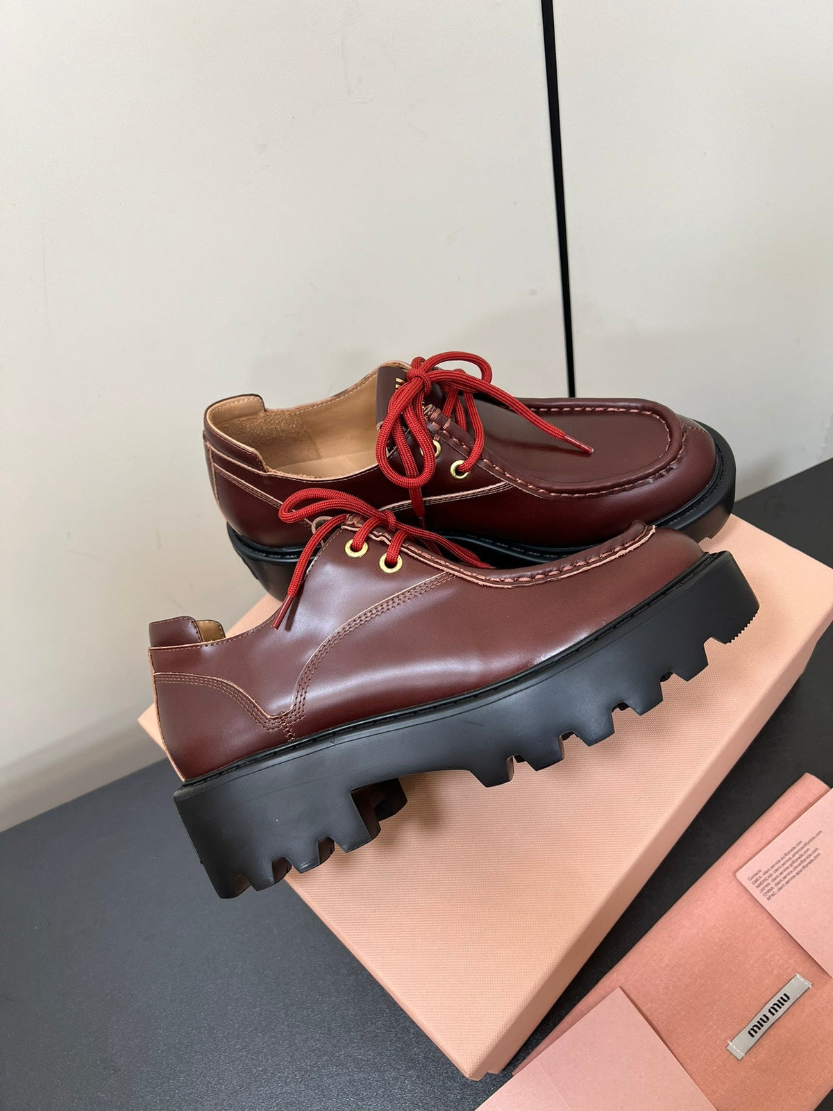 LACE-UP LOAFERS WITH THICK SOLE IN WINE RED SHINY SHEEPSKIN
