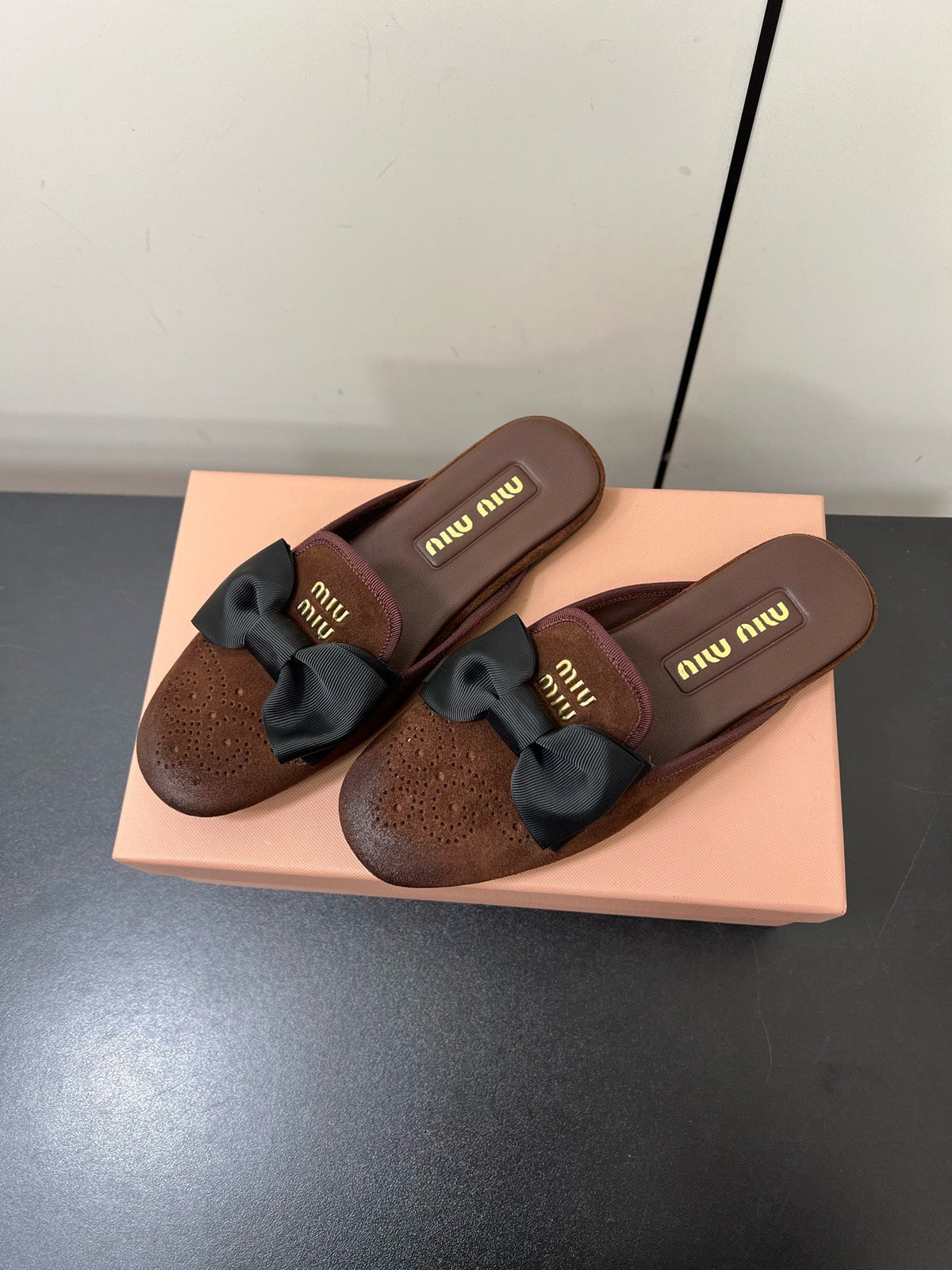 BOW MULES IN CHOCOLATE SUEDE