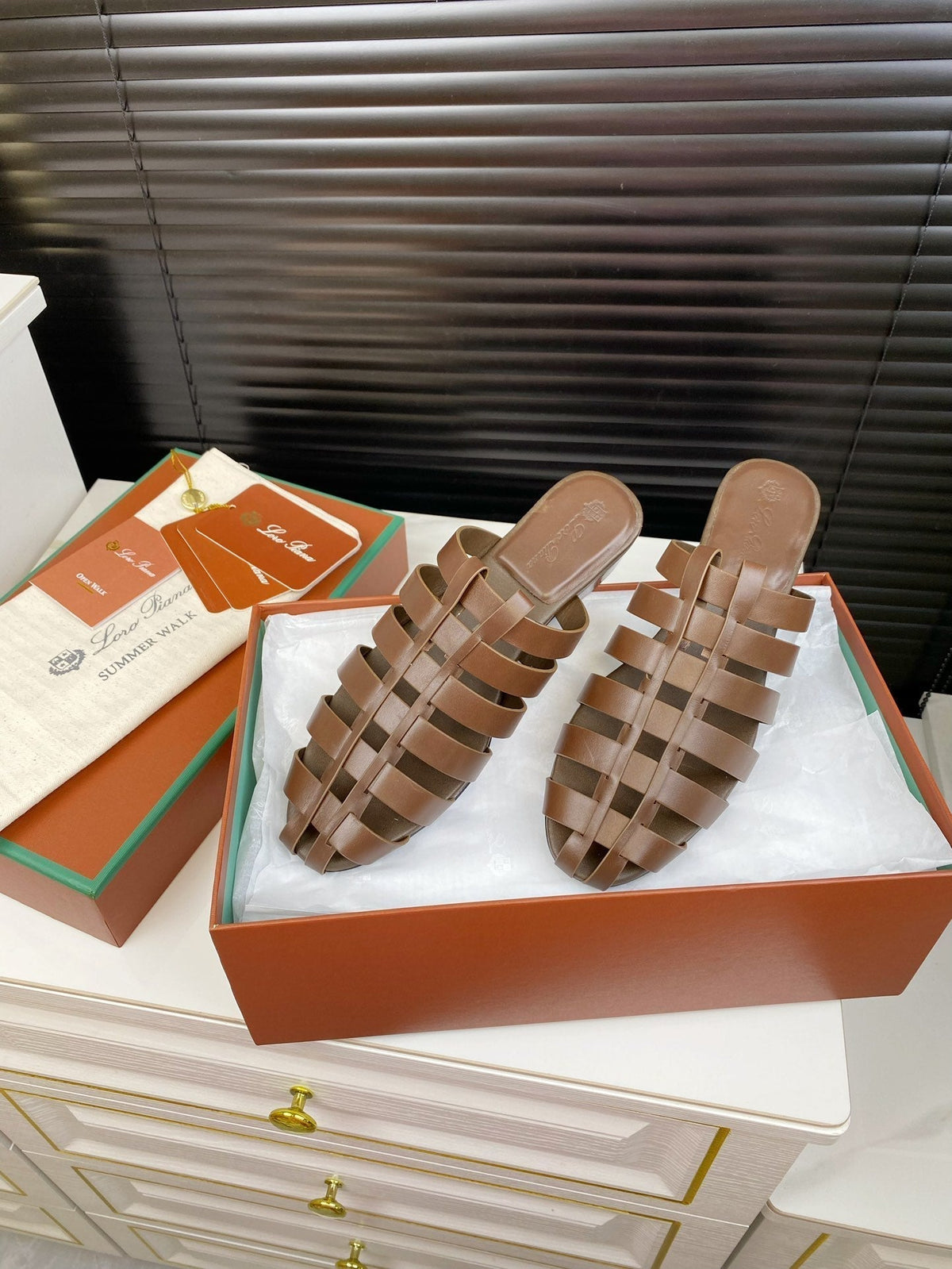 LP KAEDE SANDALS CHOCOLATE CALFSKIN