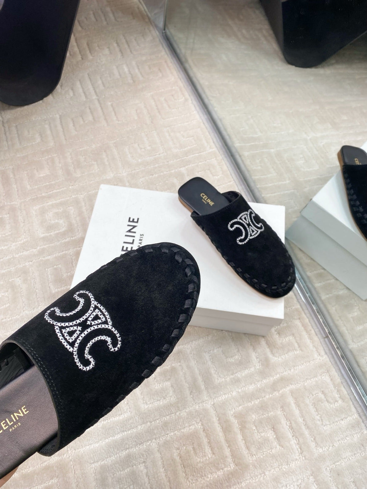 MARLOU MULE IN BLACK SUEDE