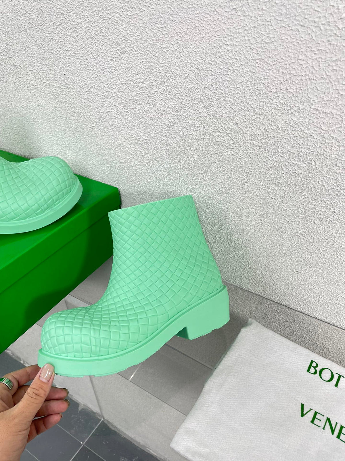 FIREMAN BOOTS IN GREEN MINT RUBBER WITH ICONIC INTRECCIO MOTIF