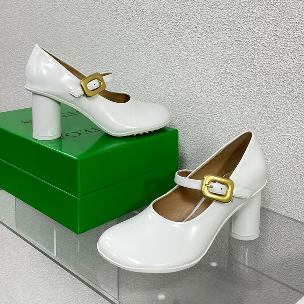 ATOMIC MARY-JANE PUMP 9 CM IN WHITE CALFSKIN