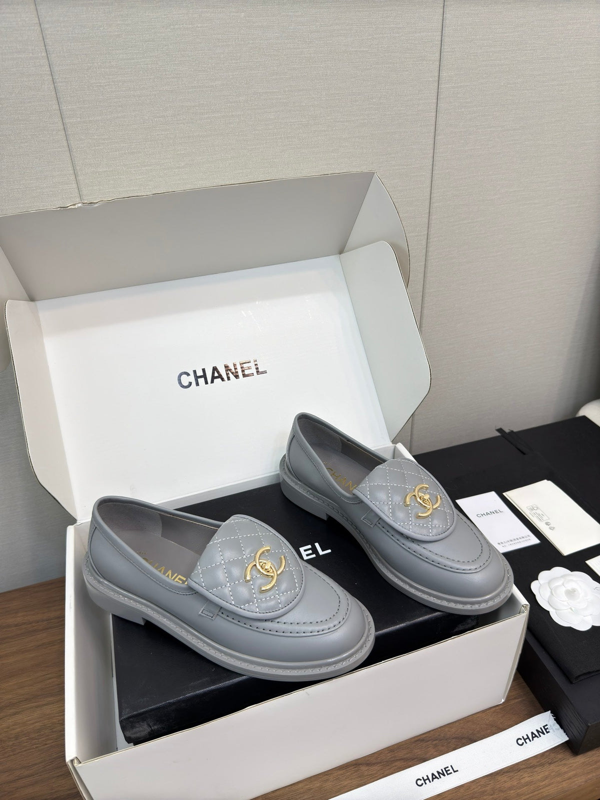MOCCASIN 2.5 CM IN ASH GRAY PREMIUM LAMBSKIN