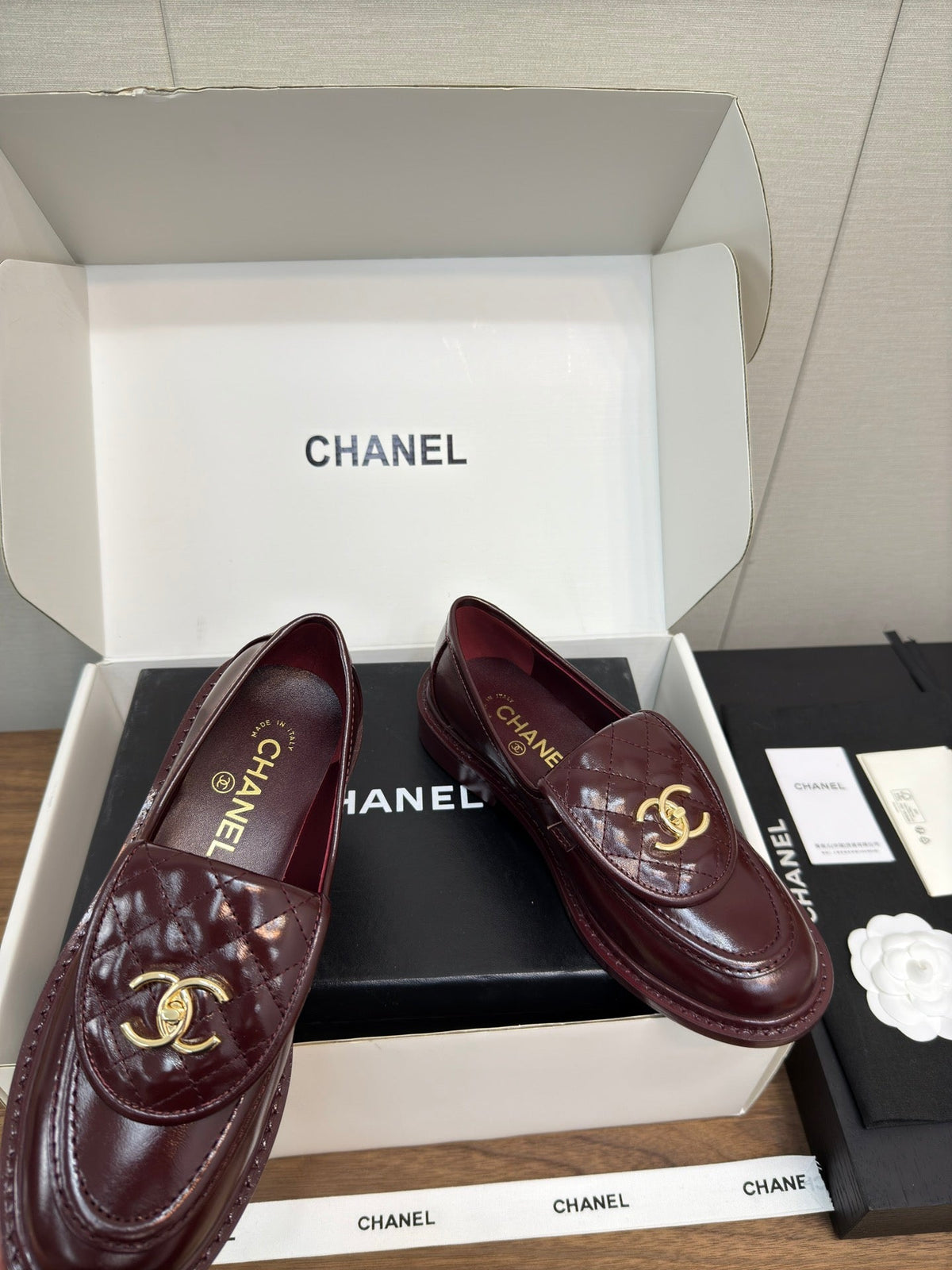 MOCCASIN 2.5 CM IN MAHOGANY RED PREMIUM LAMBSKIN