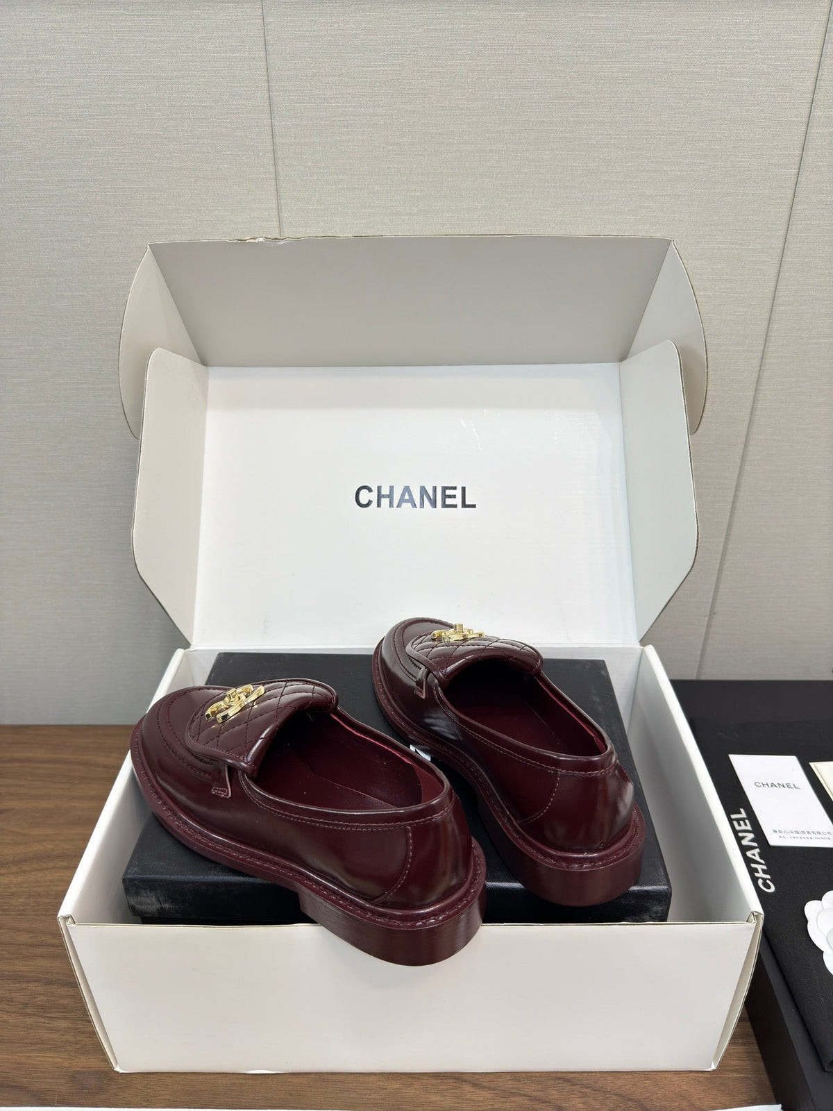 MOCCASIN 2.5 CM IN MAHOGANY RED PREMIUM LAMBSKIN