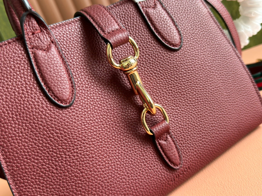 SMALL JACKIE TOTE 24 IN BURGUNDY LAMBSKIN