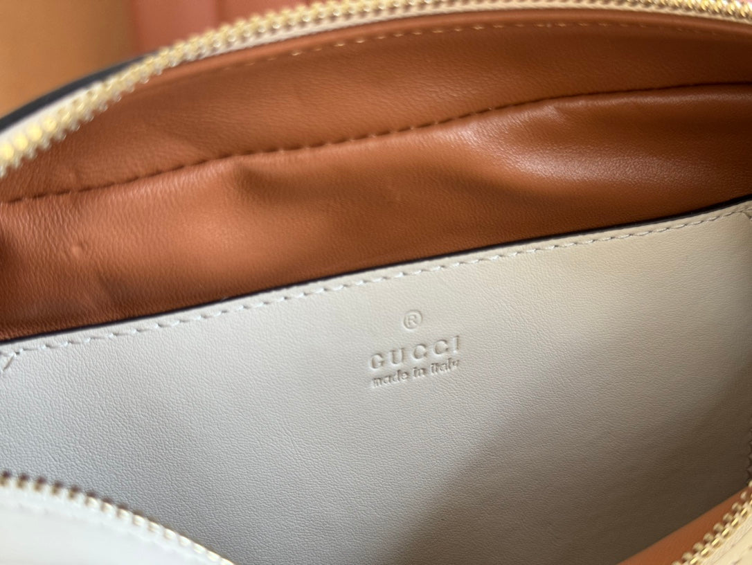 MARMONT SMALL SHOULDER BAG 24 IN WHITE CALFSKIN GOLD HARDWARE