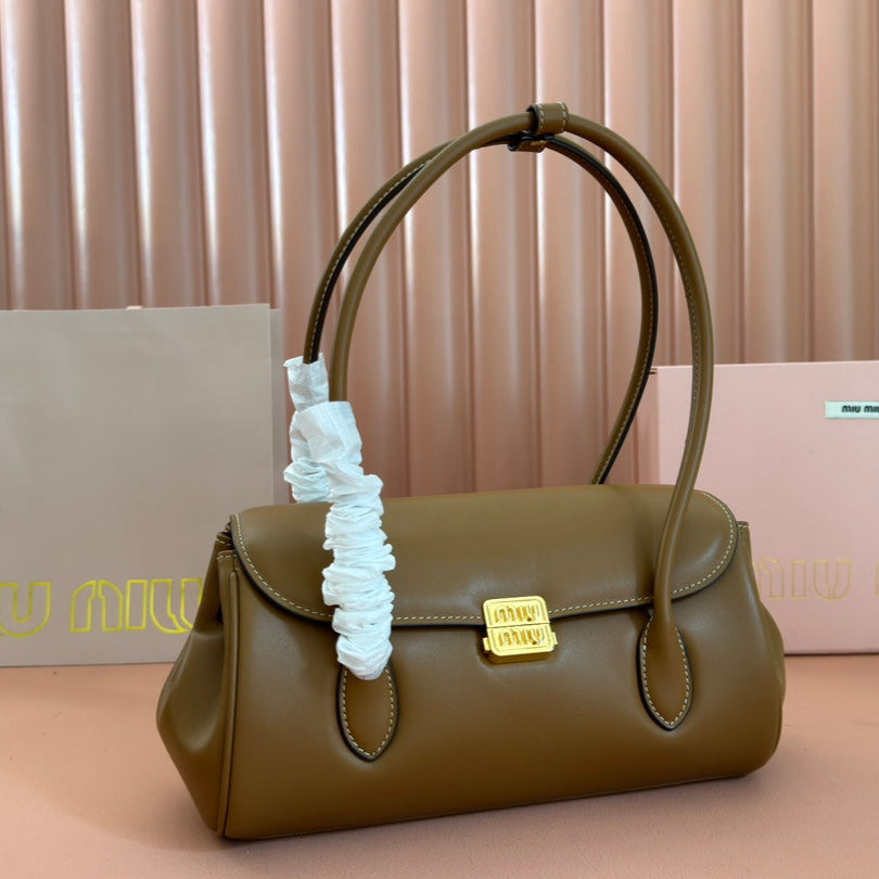 BEAU TOP HANDLE BAG 28 IN CHOCOLATE BROWN GLOSSY CALFSKIN GOLD HARDWARE