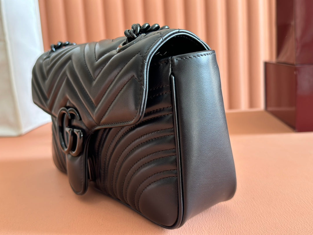 MARMONT SHOULDER BAG 26 IN BLACK CALFSKIN BLACK CHAIN