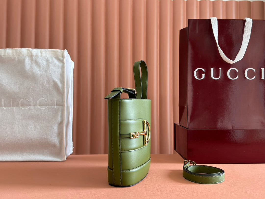73 SMALL BUCKET BAG 20 IN GREEN SMOOTH CALFSKIN