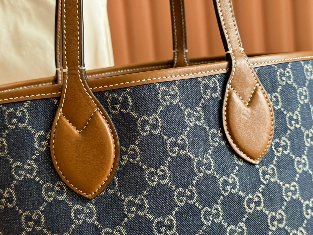 SMALL TOTISSIMA REVERSIBLE TOTE 22 IN DARK BLUE DENIM ONE SIDE BLUE SUEDE
