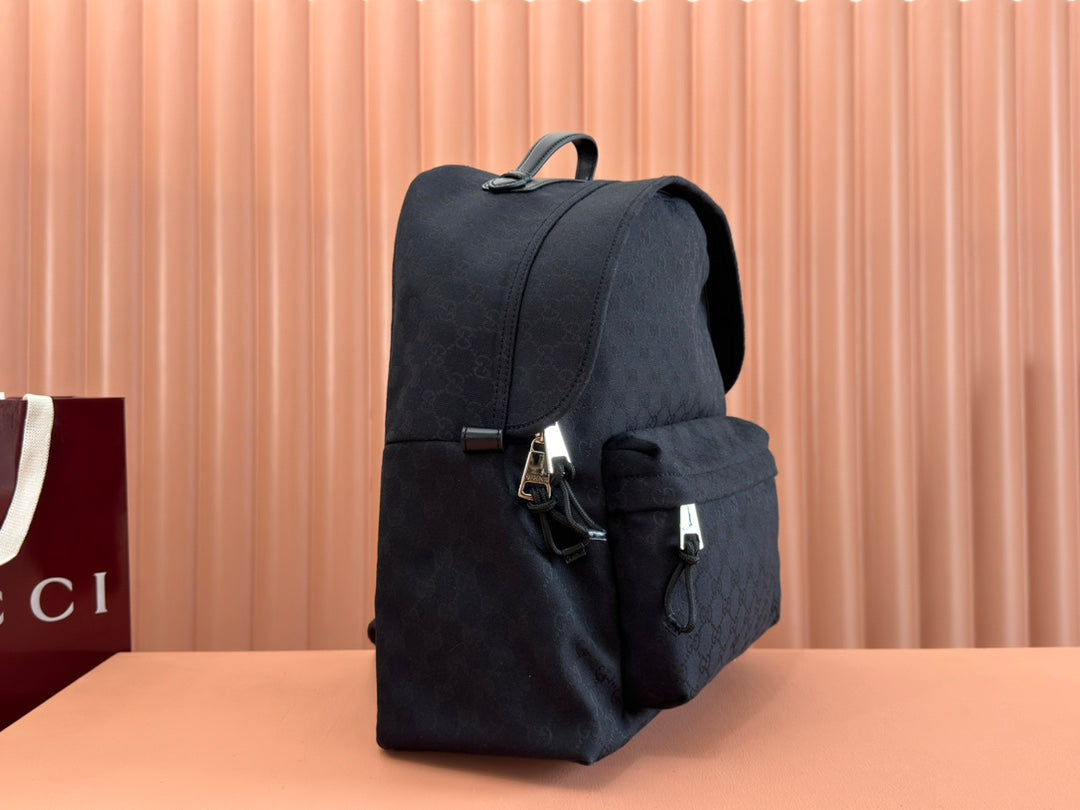 MEDIUM BACKPACK 42 IN BLACK GG CANVAS
