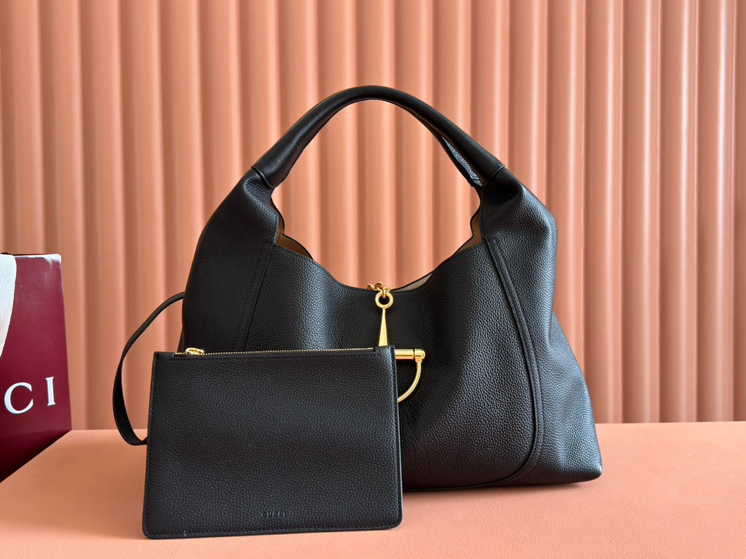 SOFTBIT MAXI SHOULDER BAG 46 IN BLACK GRAINY LAMBSKIN