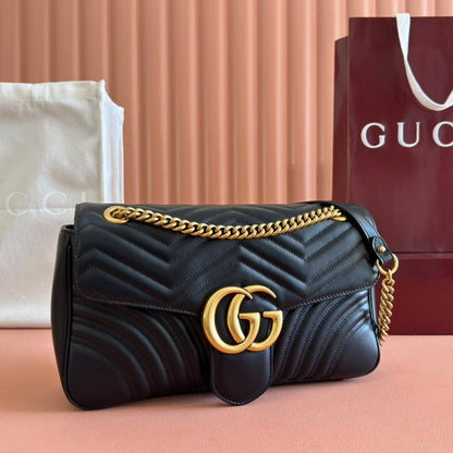 MARMONT SHOULDER BAG 31 IN BLACK CALFSKIN GOLD CHAIN