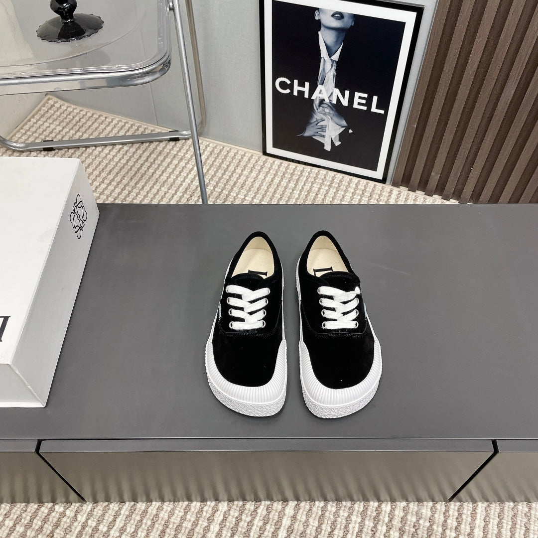 TERRA VULCA LACE-UP SNEAKER IN BLACK SUEDE