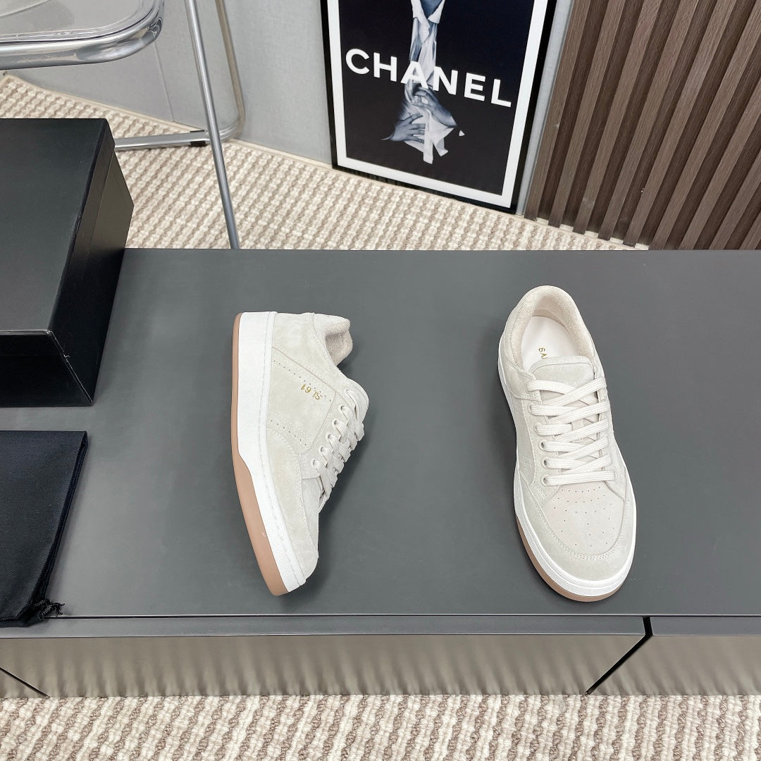 SL/61 SNEAKERS IN PALE GRAY SUEDE